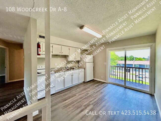 Building Photo - 108 Woodcreek Rd