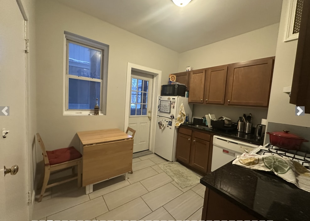 Building Photo - 12 Farrington Ave