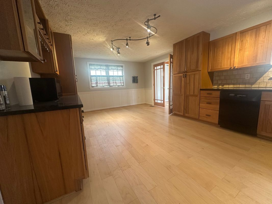 Building Photo - 804 Mason Rd