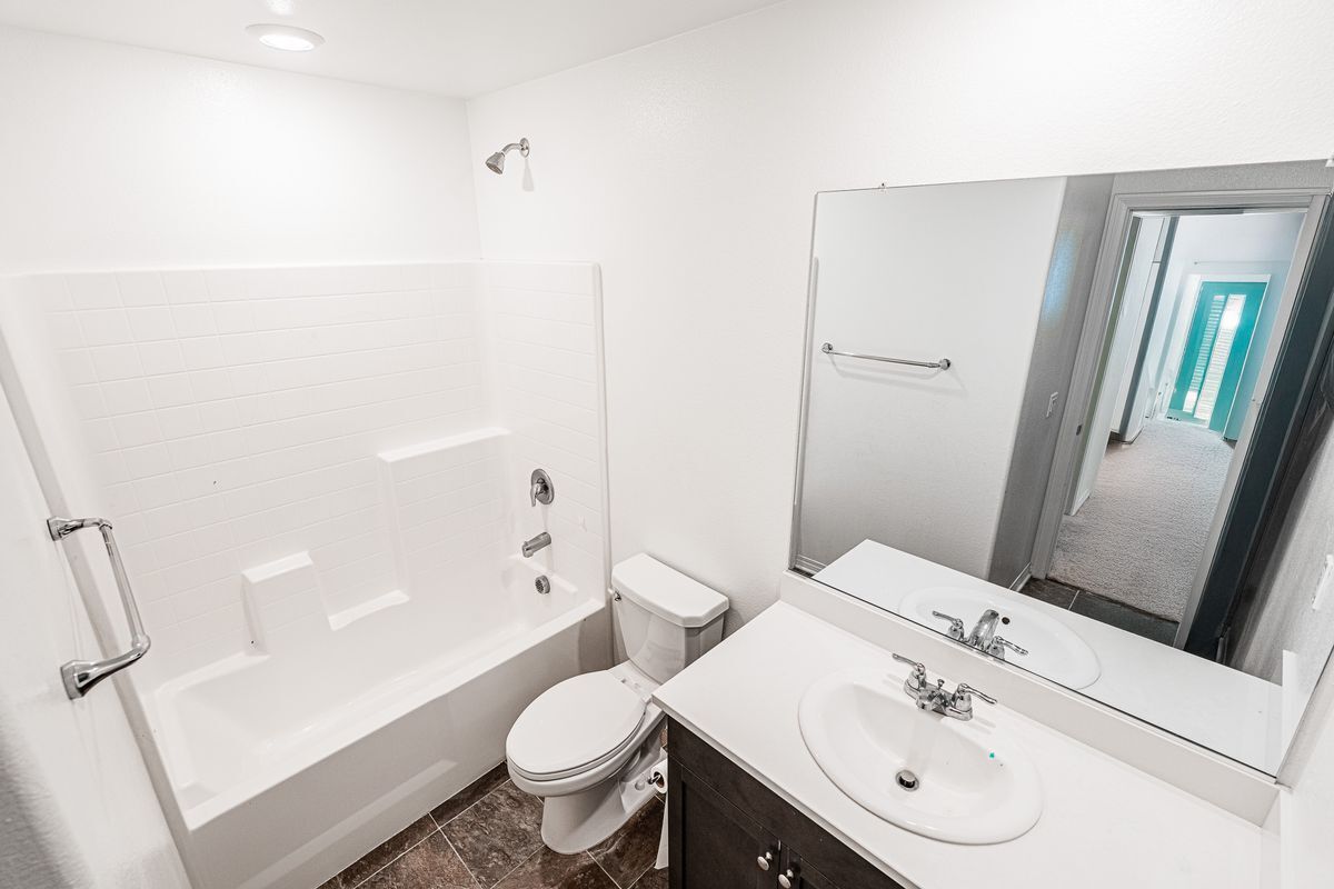 Building Photo - 32184 Rambling Ct