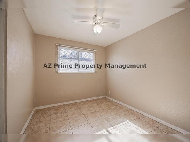 Building Photo - 7101 N 36th Ave