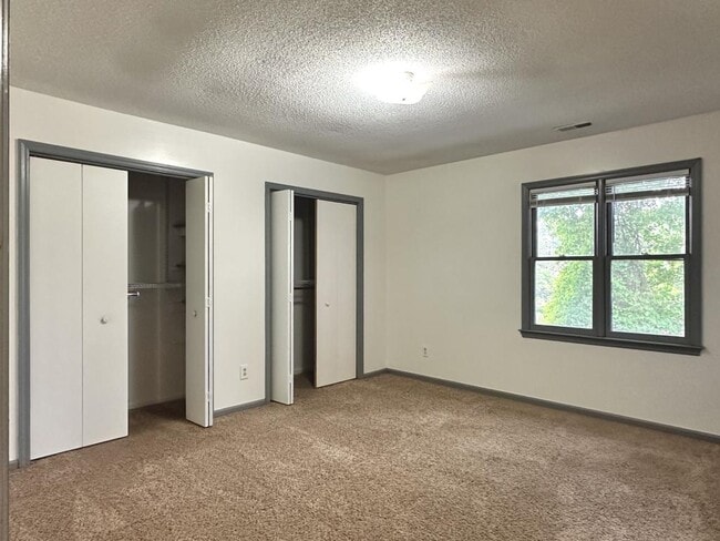Building Photo - 103 Homeplace Ct