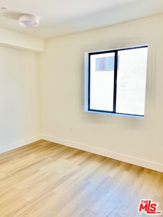 Building Photo - 1822 Overland Ave