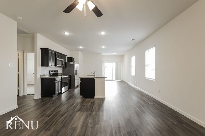 Building Photo - 6624 Charleston Dr