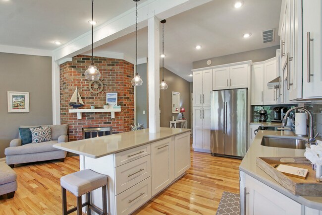 Building Photo - 36D Abbey Villa Circle