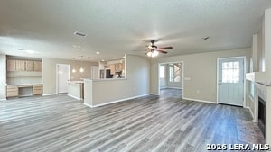 Building Photo - 2410 Gem Oak