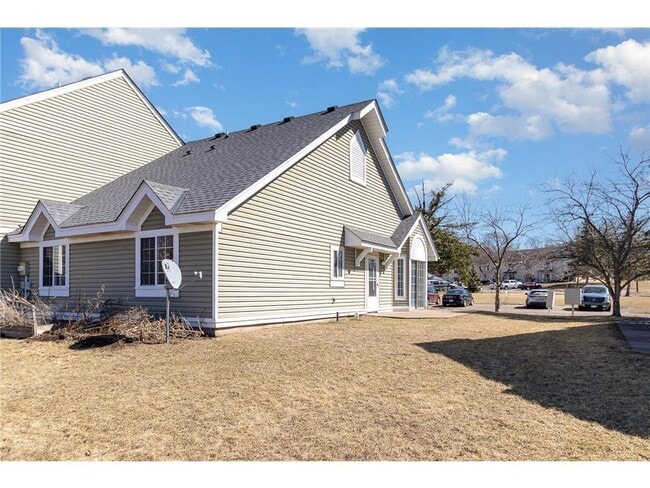 Building Photo - 2438 Cochrane Cir