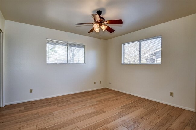 Building Photo - Newly Remodeled 3 Bed, 2 Bath Home with 1 ...