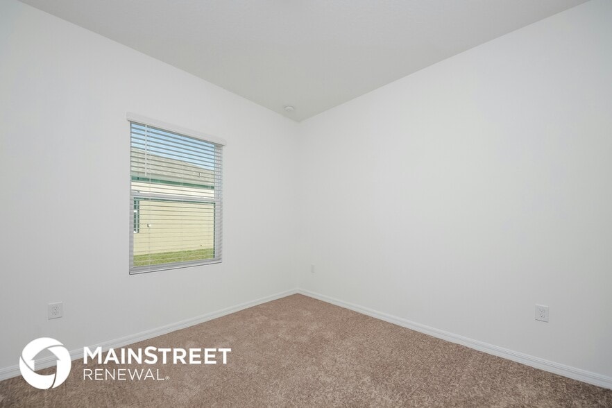 Building Photo - 167 Hidden Lk Lp