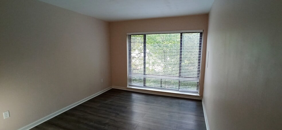 Bedroom # 2: 12.5 ft. x 10 ft. - 124 Roberts Ln