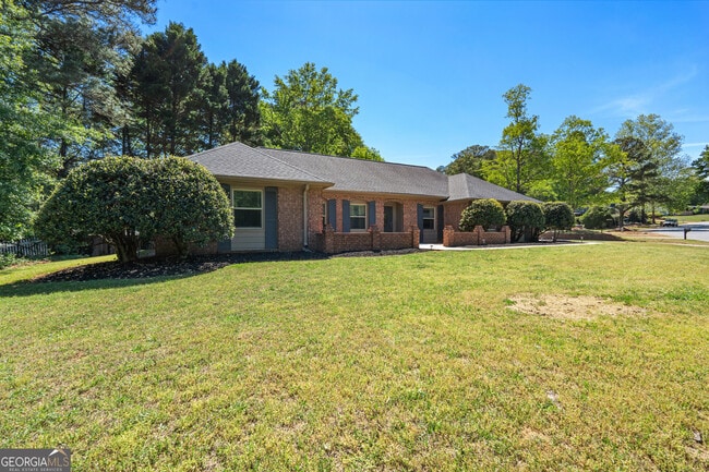 Building Photo - 101 Waterwood Bend