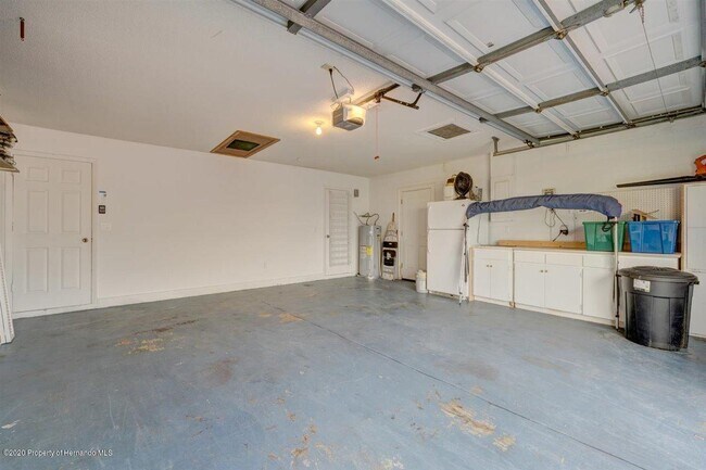 Building Photo - 4136 Camelia Dr