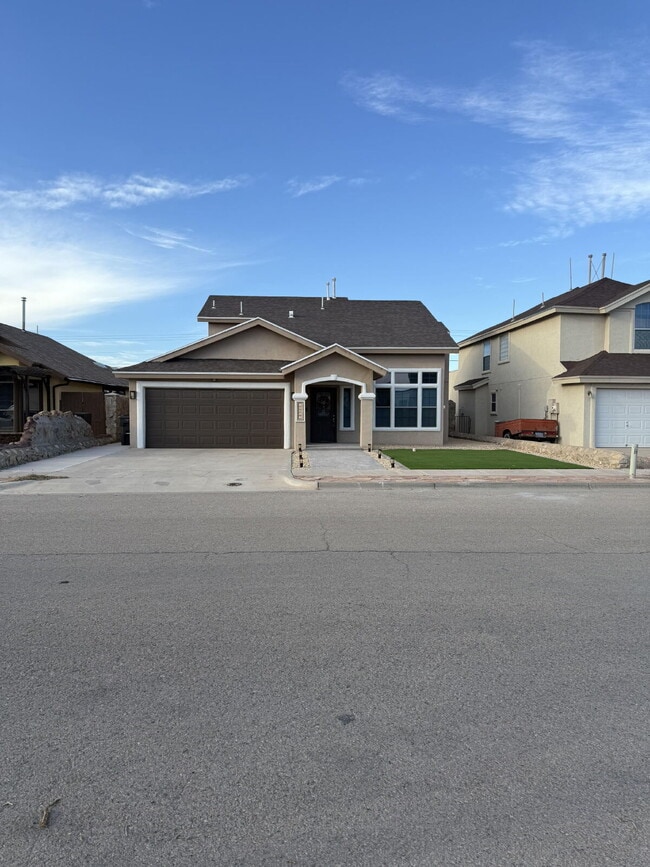Primary Photo - "Charming 3-Bed Oasis with Granite Touches...