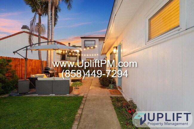 Building Photo - 4359 Rialto St