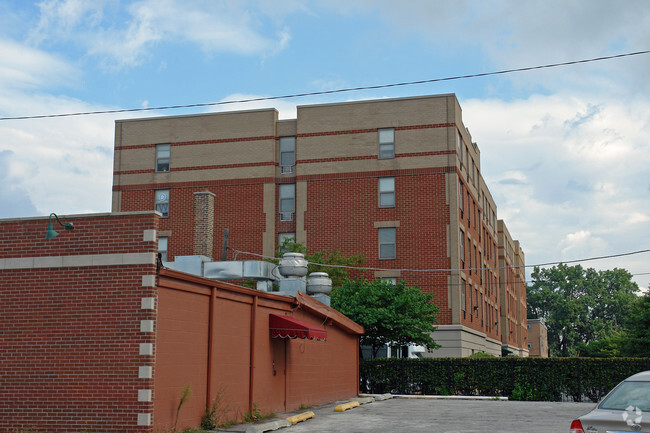 Building Photo - Senior Suites of Garfield Ridge