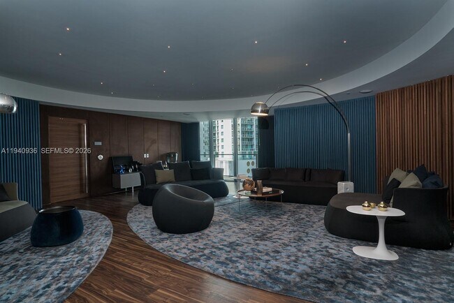 Building Photo - 68 SE 6th St