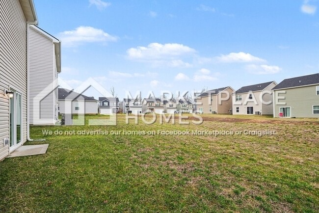 Building Photo - 2047 Lala Loop