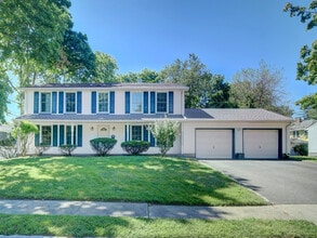 Building Photo - 520 Patricia Ct