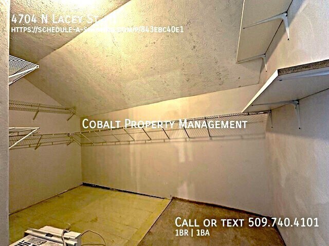 Building Photo - 4704 N Lacey St