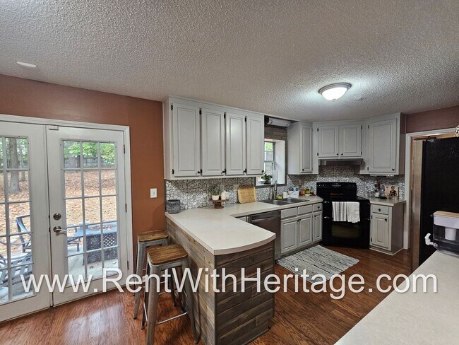 Building Photo - 6849 Quail Pl