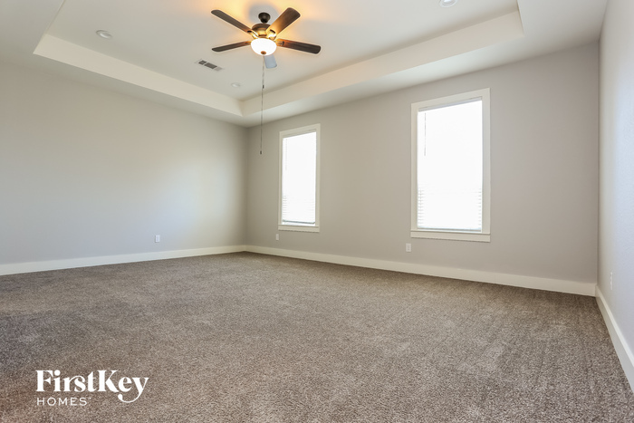 Building Photo - 8618 Valley Song Dr