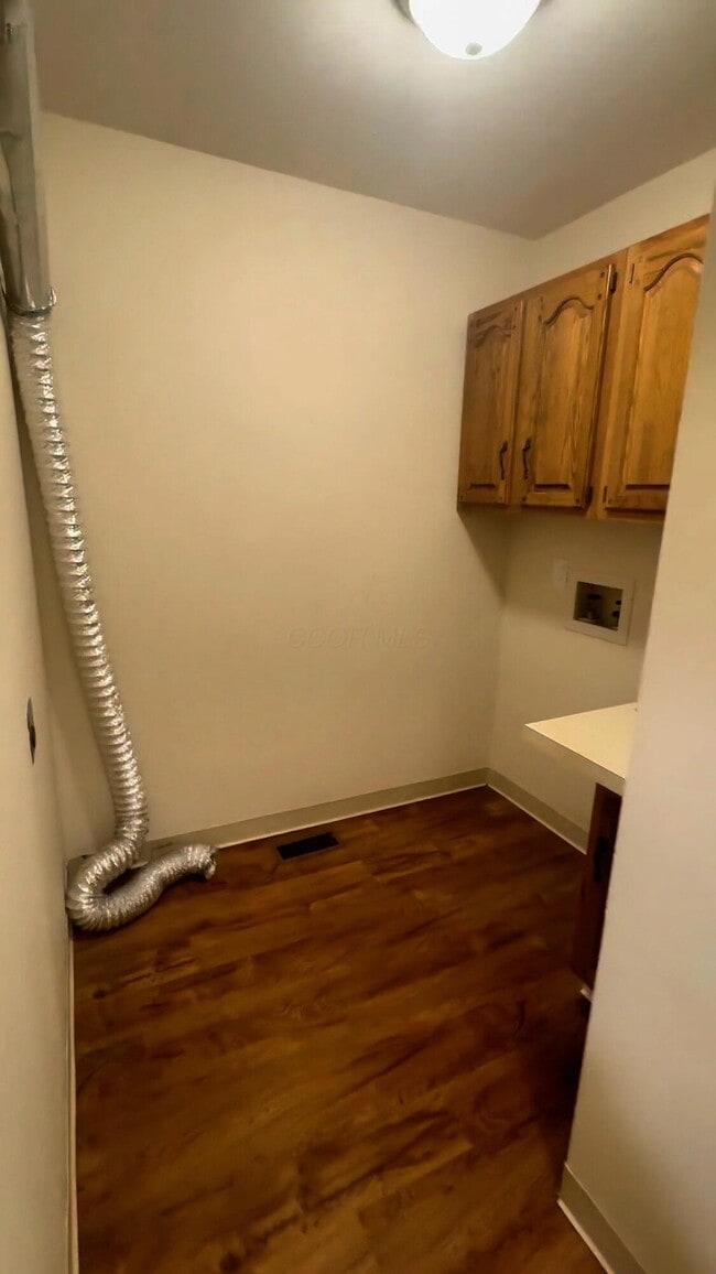 Building Photo - 1391 Bluff Ave