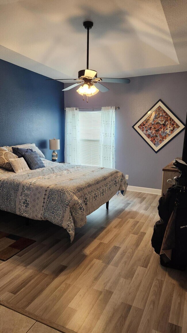 Building Photo - 4220 Gator Trace Ave