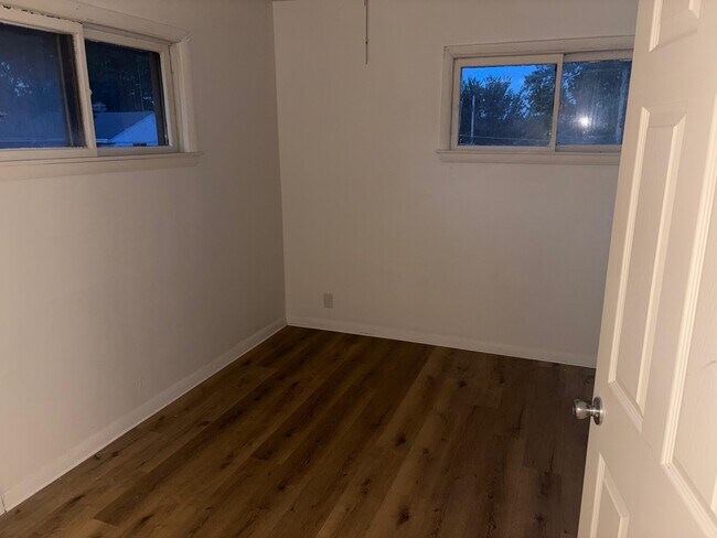 Building Photo - 5754 N 65th St