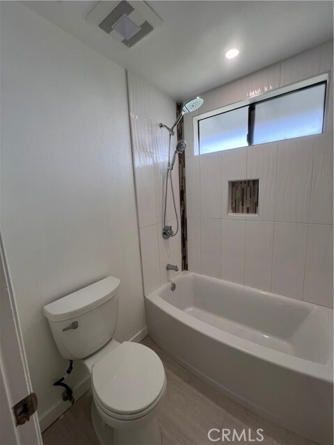 Building Photo - 9244 Ramona St