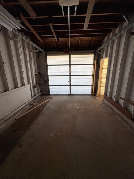 Building Photo - 5123 Newhart Cir