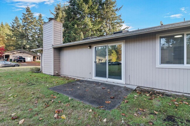 Building Photo - 9232 Mullen Rd SE