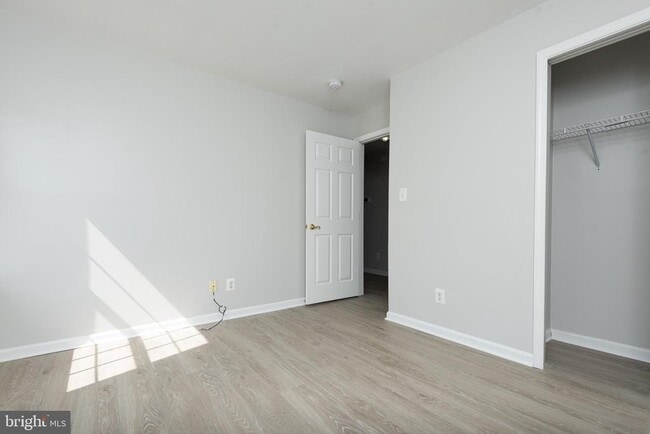 Building Photo - 8984 Harrover Pl