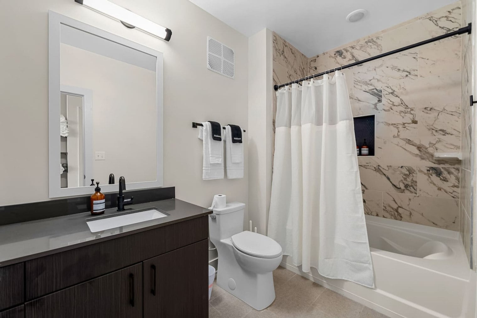 Building Photo - 617 N 12th St