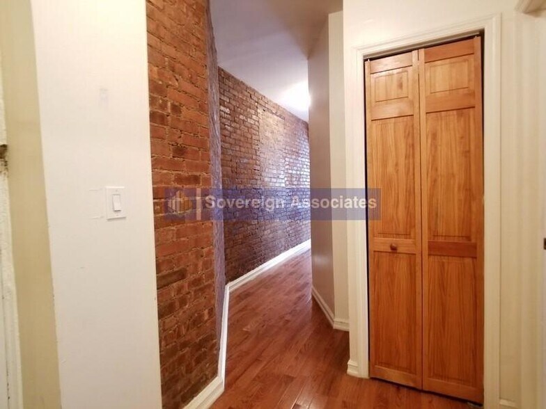 Building Photo - 610 W 150th St