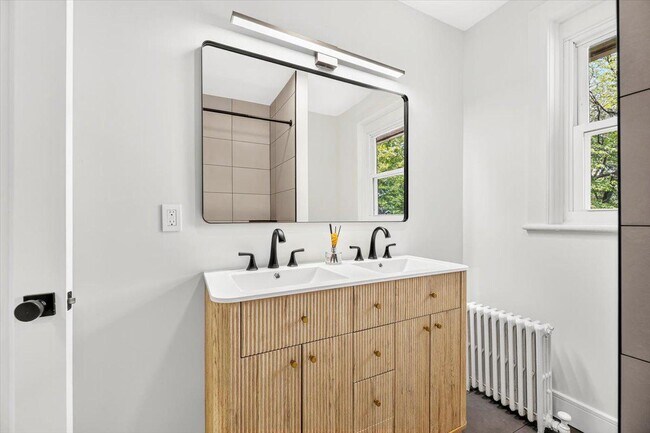 Building Photo - 430 Cinnaminson Ave