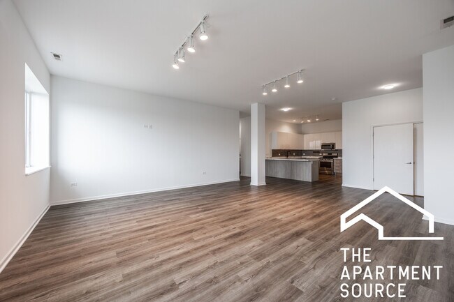 Building Photo - 2550 S Wabash Ave
