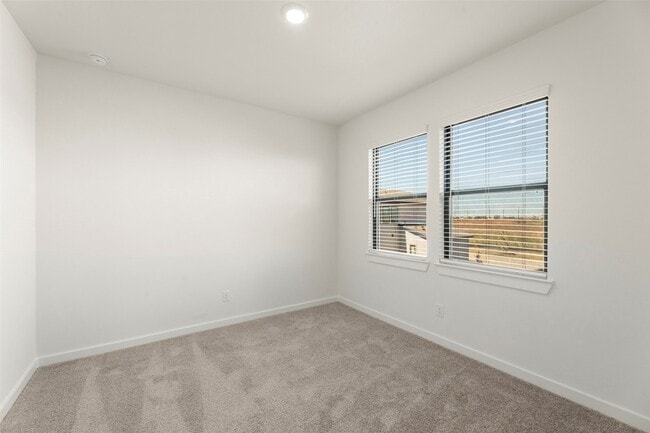 Building Photo - 3335 Verdant Ln