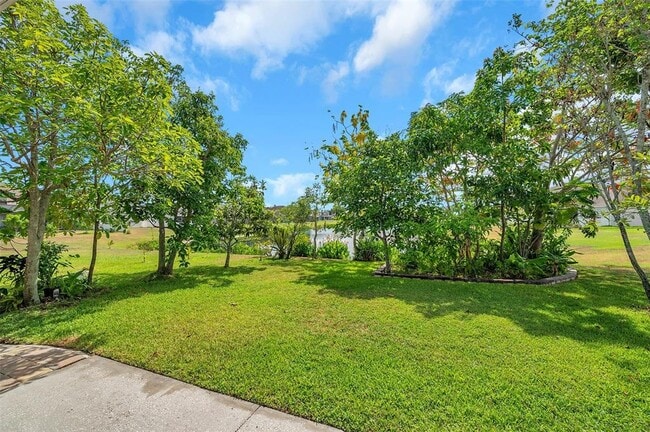 Building Photo - 1915 Fruitridge St