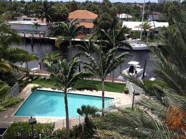 Building Photo - 1395 S Ocean Blvd