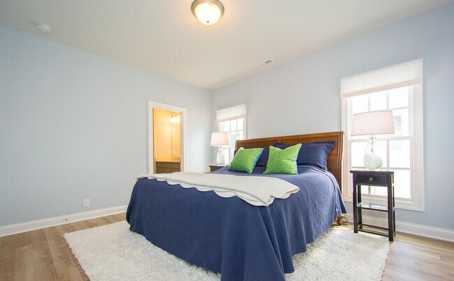 Building Photo - Norton Commons Fully Furnished Condo for Rent!
