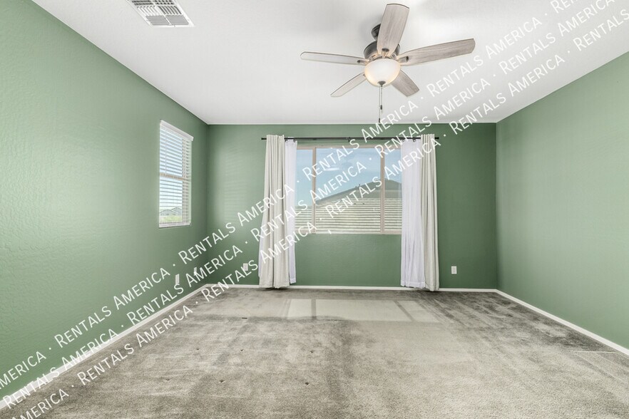 Building Photo - 13695 N 145th Dr