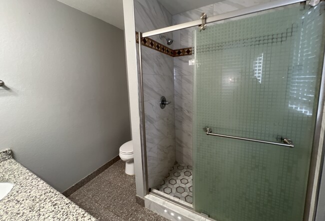 Building Photo - Beautifully Remodeled 5-Bedroom Home with Finished Basement and Custom Upgrades!