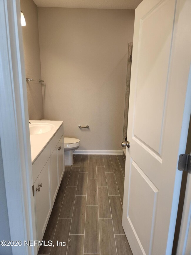 Building Photo - 118 Pinebury Ln