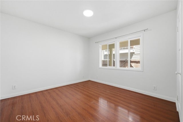 Building Photo - 1609 E 6th St