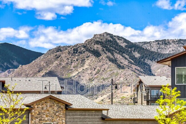 Building Photo - 8397 Mount Ouray Rd