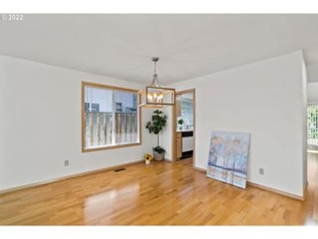 Building Photo - Single Level in Desirable Tigard Neighborhood