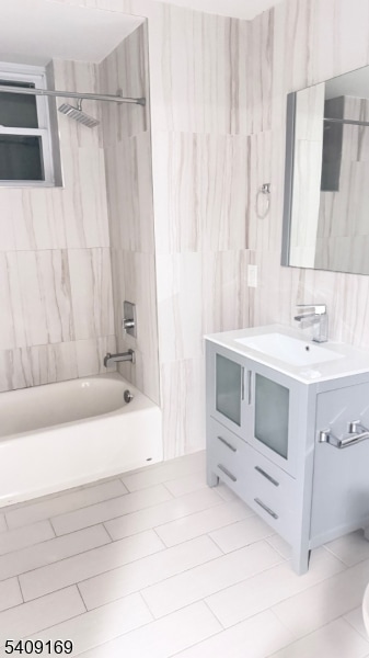 Building Photo - 549 Palisade Ave