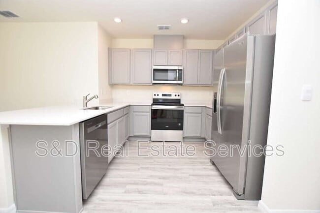 Building Photo - 8383 Madrid St