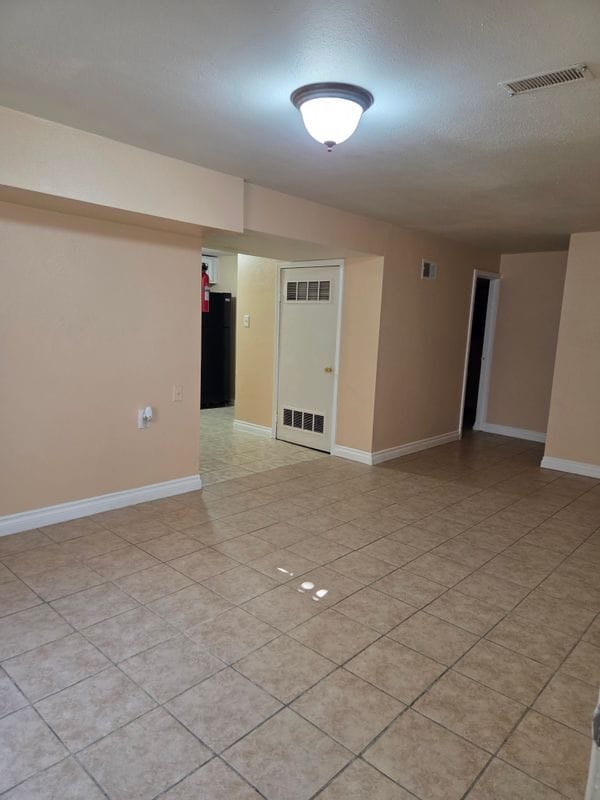 Building Photo - 97 S Macon Ct