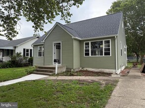 Building Photo - 518 Tatum St